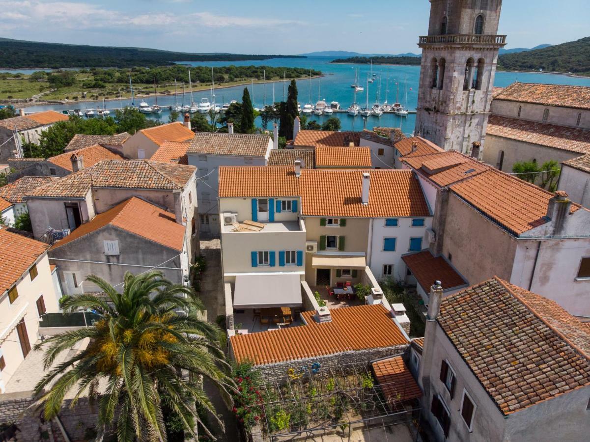 At Home In Osor, Cres Exterior foto