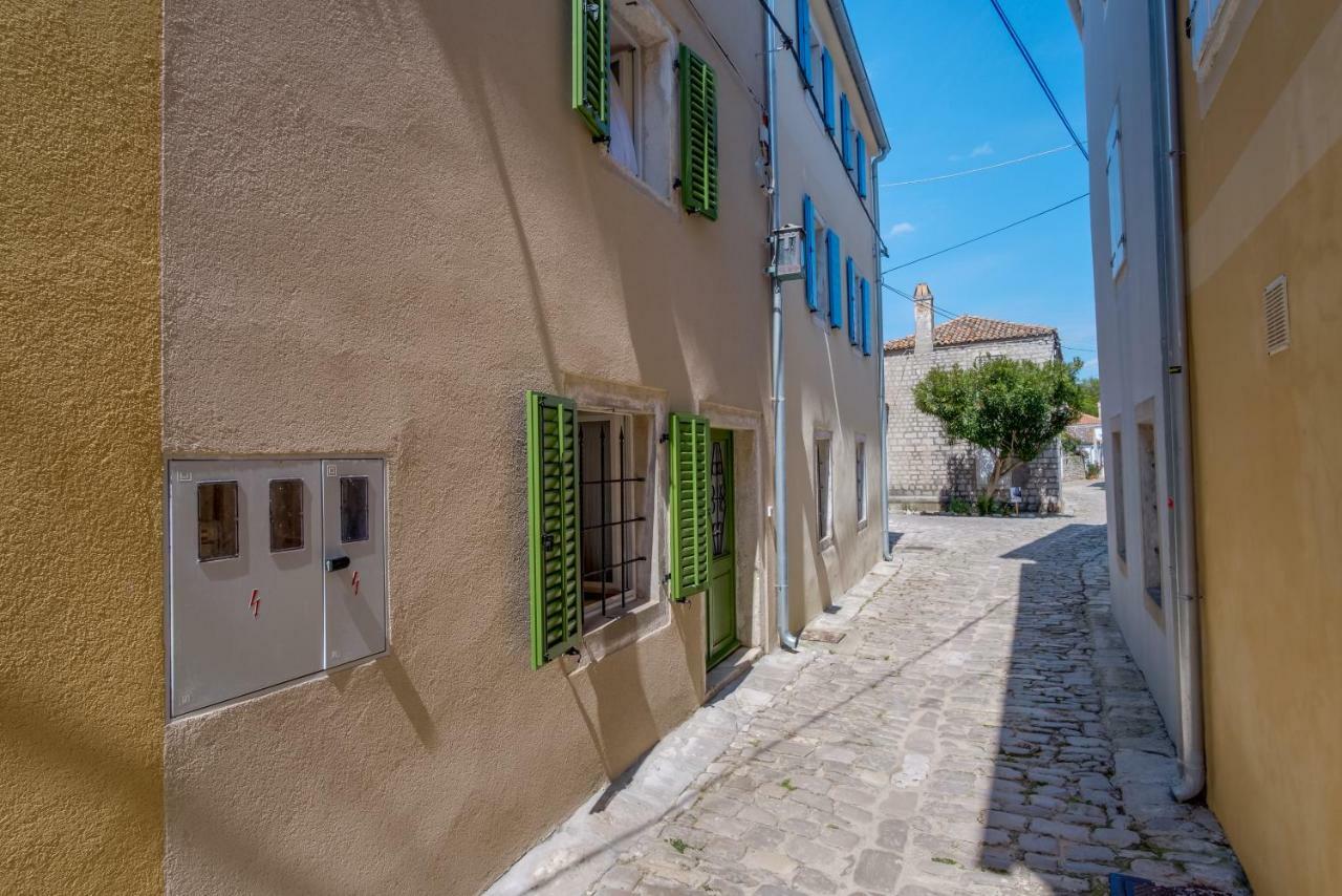 At Home In Osor, Cres Exterior foto